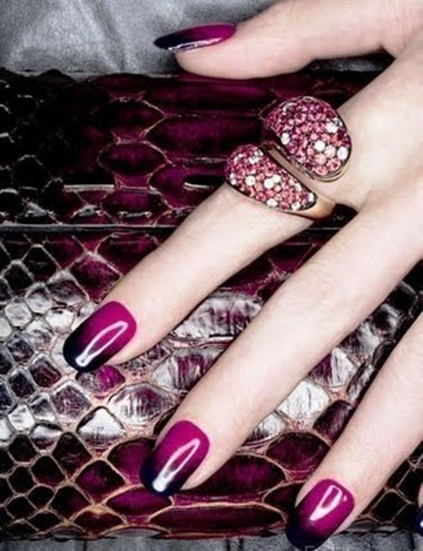http://innofashions.com/nail-polish-for-women-and-beautiful-nail-art-design